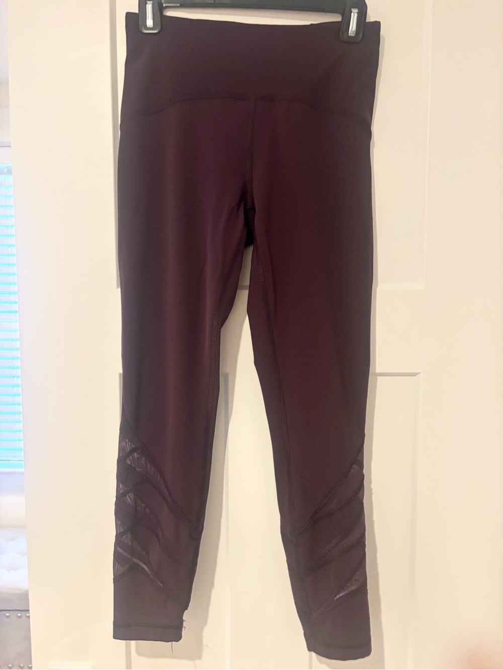 Lululemon Burgundy 25” Tights